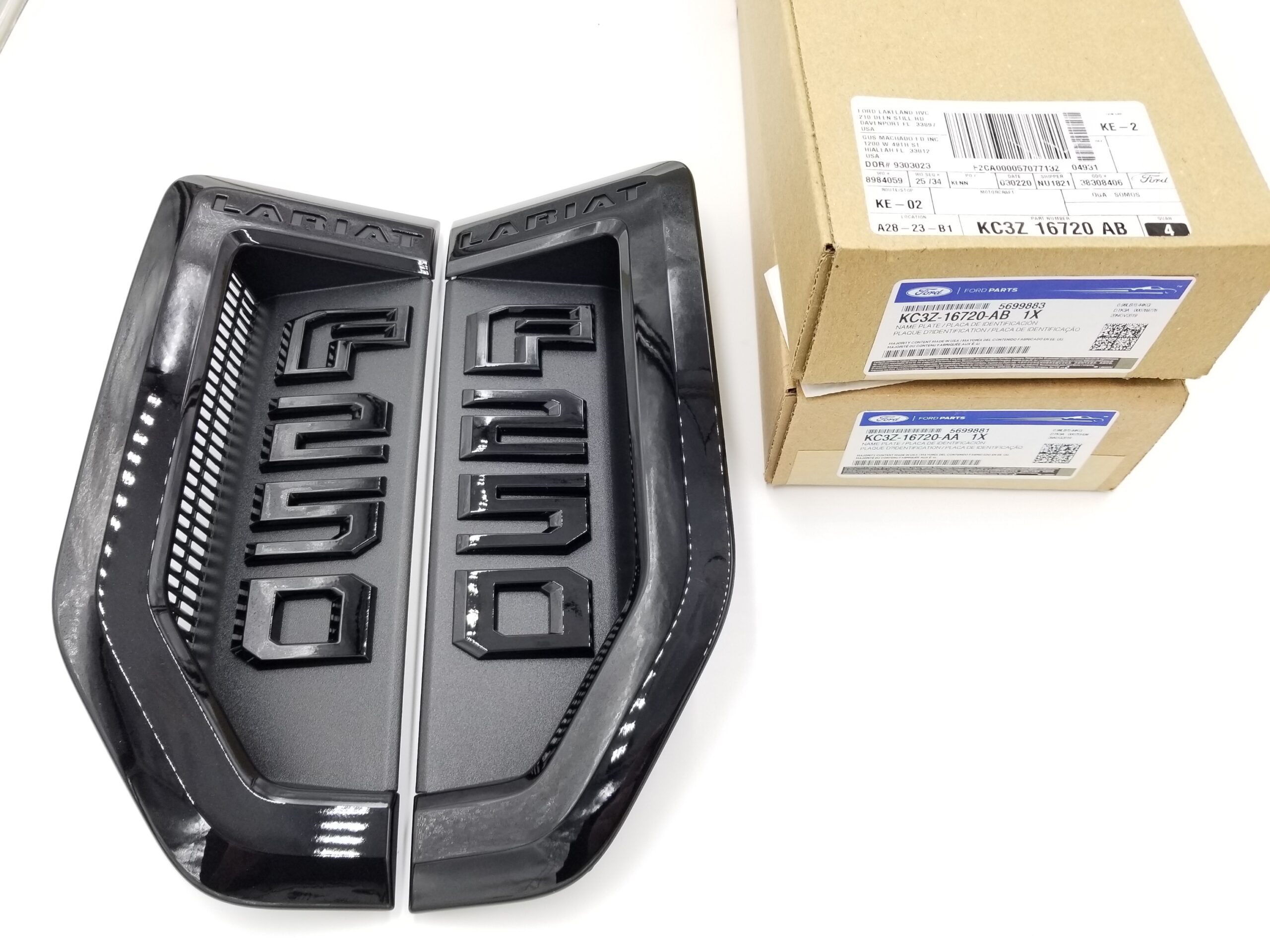 Brand New OEM NAME PLATE F-250 LARIAT Sport Package 2017 KIT RH-LH (OG-F250-2017-4) - Imagen 2