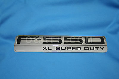 BRAND NEW OEM F550 XL SUPERDUTY EMBLEM 2004-2008 RH OR LH 8C3Z-16720-RA