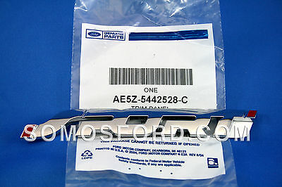 Brand New OEM ORNAMENT - TRIM PANEL AE5Z-5442528-C |5442528| - Imagen 3