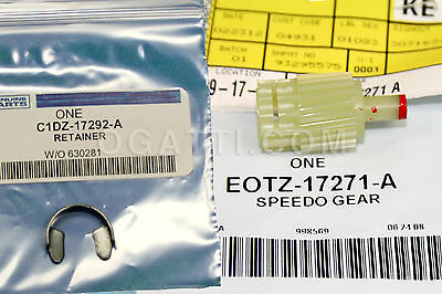 BRAND NEW FORD OEM TRANSMISSION SPEEDOMETER DRIVEN GEAR 21 TOOTH Color CLEAR EOTZ-17271-A