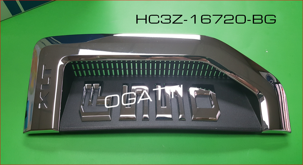 BRAND NEW OEM NAMEPLATE FOR FENDER F-550 XLT PASSENGER SIDE 2016-2018 HC3Z-16720-BG - Imagen 2