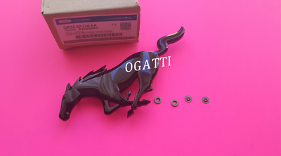 BRAND NEW OEM BLACK PONY GRILLE EMBLEM WITH 3 CLIPS MUSTANG 2015-2017 GR3Z-8A224-AA | W-708203-S437M - Imagen 3