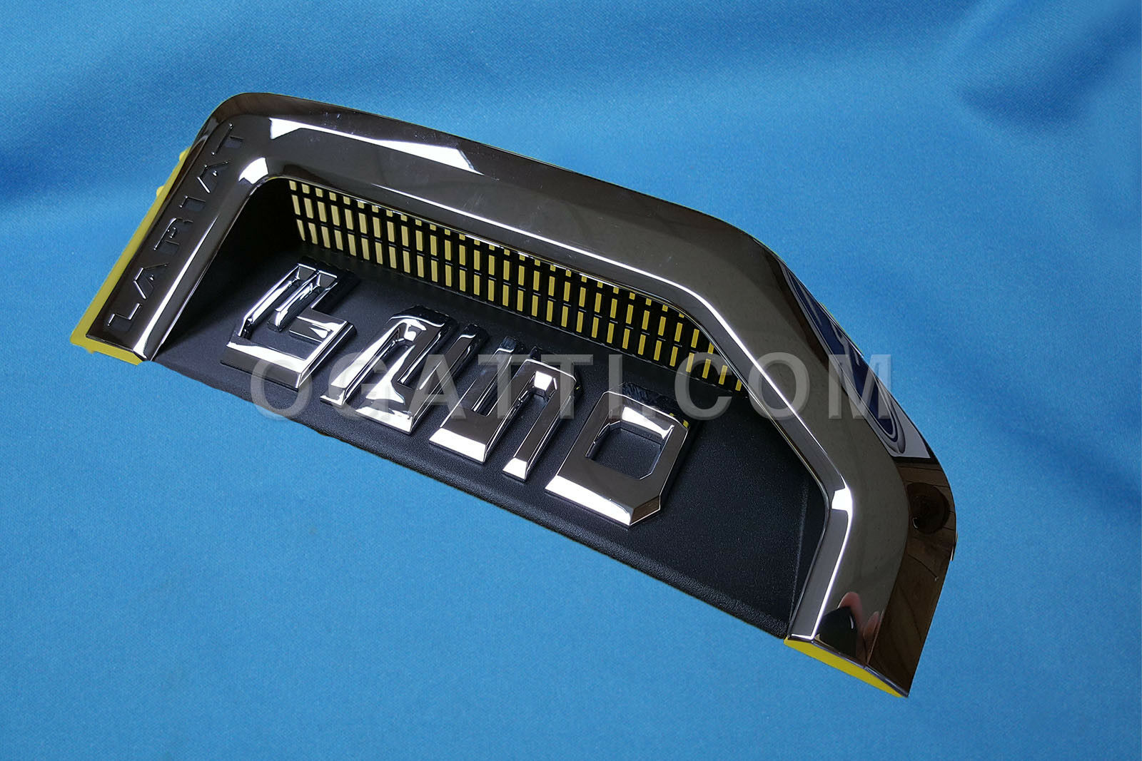 Brand New OEM OEM NAMEPLATE FOR FENDER F250 LARIAT VERSION 2016-2017 HC3Z-16720-CB RH PASSENGER SIDE