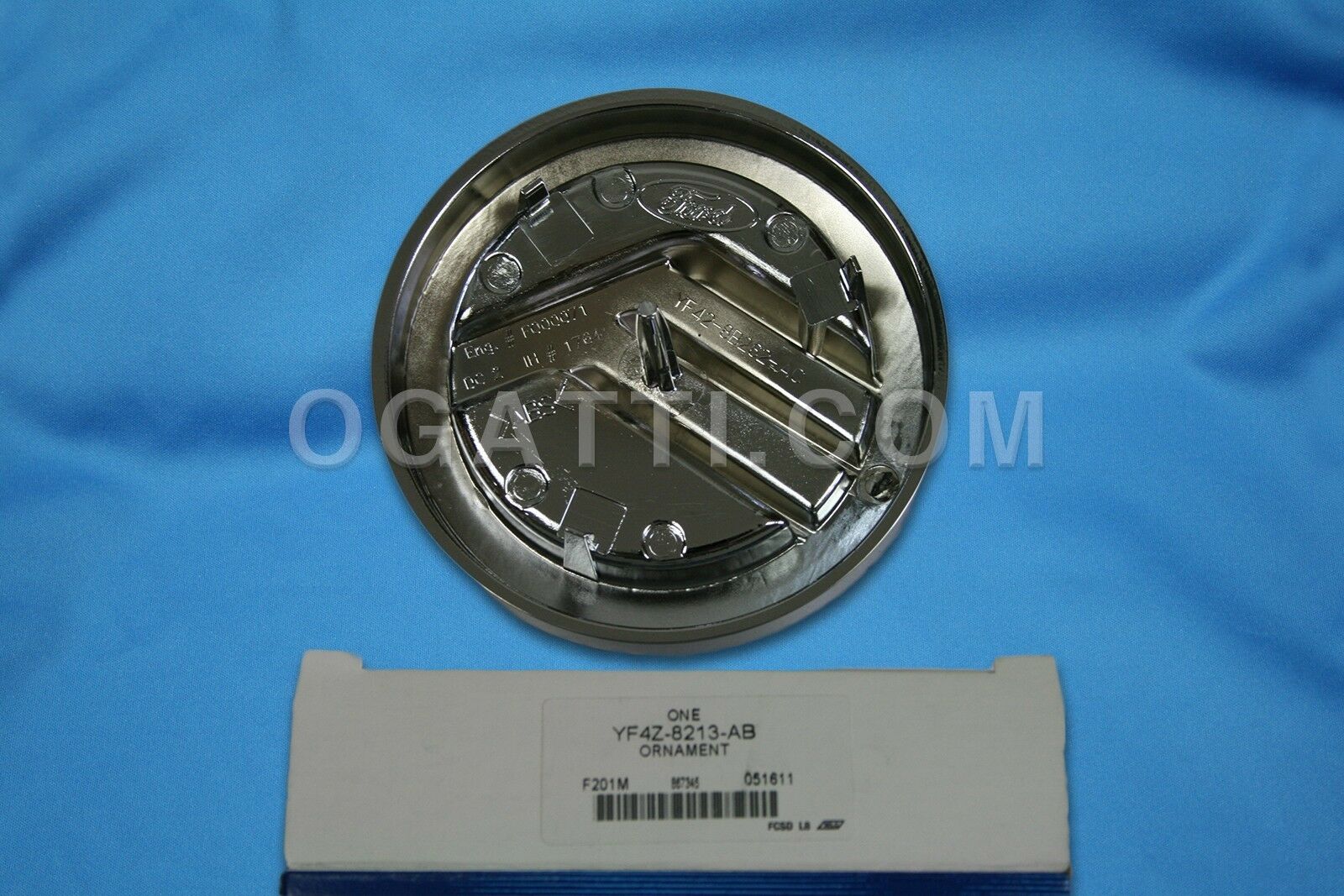 BRAND NEW OEM FRONT GRILLE EMBLEM GRAND MARQUIS 2003-2005 YF4Z-8213-AB - Imagen 2