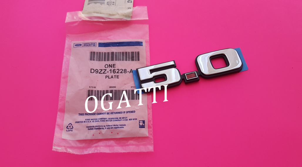 Brand New OEM NAME PLATE 5.0 Fender Emblem Right or Left Set Chrome D9ZZ-16228-A |16228|