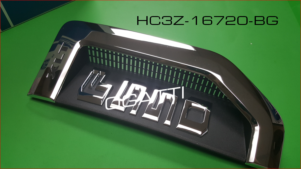 BRAND NEW OEM NAMEPLATE FOR FENDER F-550 XLT PASSENGER SIDE 2016-2018 HC3Z-16720-BG - Imagen 3