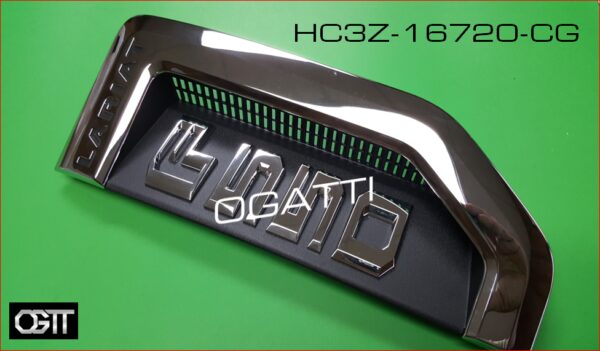 BRAND NEW OEM NAMEPLATE FOR FENDER F-550 LARIAT PASSENGER SIDE 2016-2018 HC3Z-16720-CG