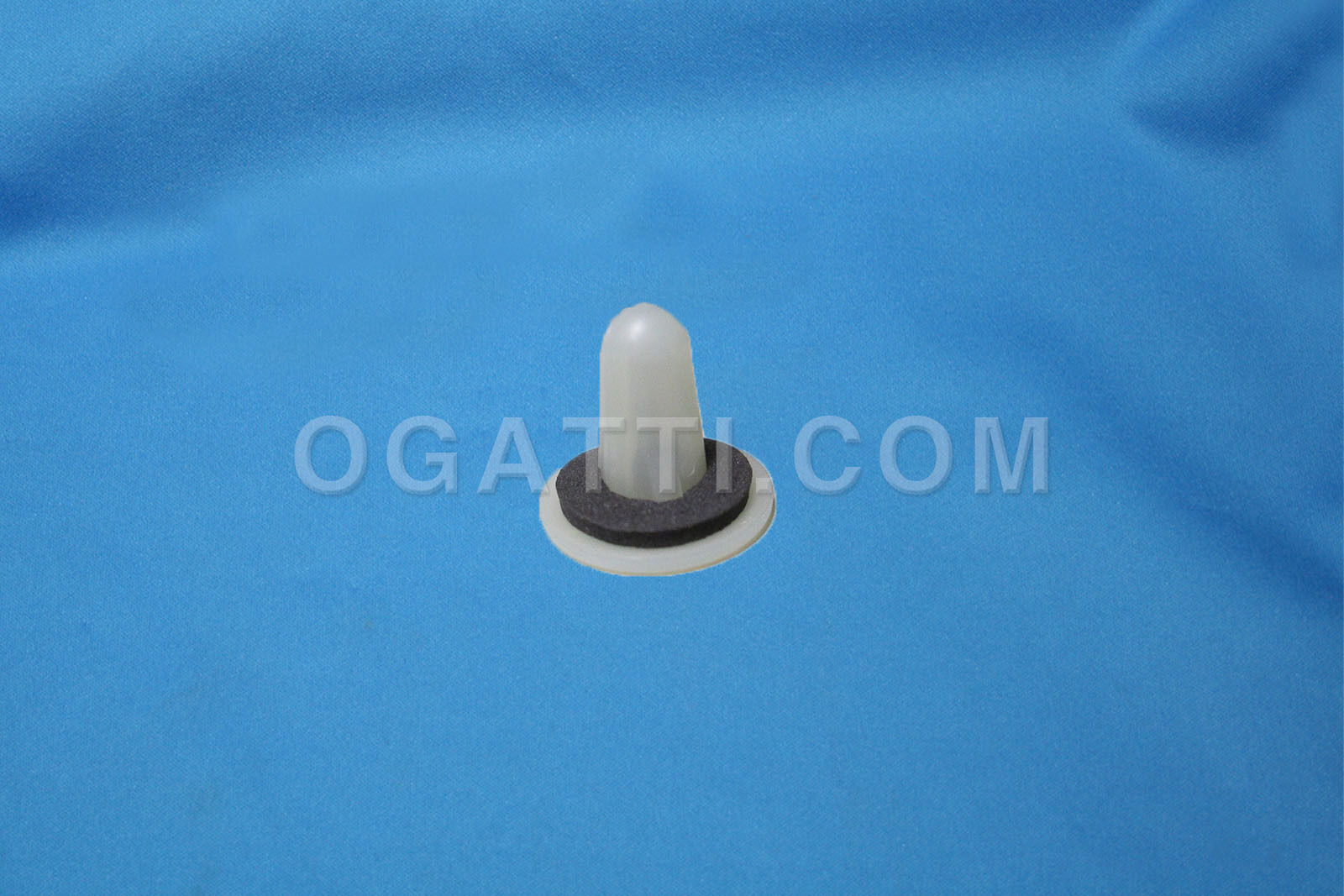 Brand New OEM GROMMET YL8Z-13A457-AA |13A457|