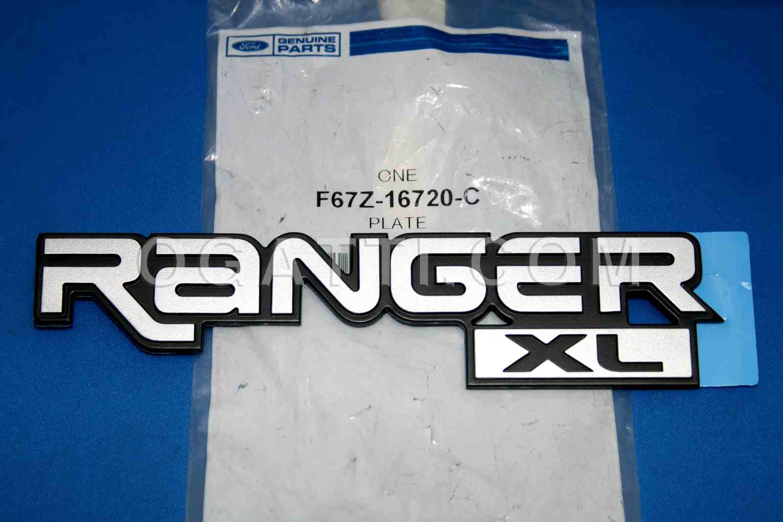 Brand New OEM Ford Ranger XL Emblem 1996-2005 Fenders Original Part - Genuine OEM #F67Z-16720-C - Imagen 4