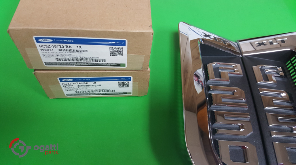 Brand New OEM NAME PLATE F-250 XLT 2018 KIT RH-LH (OG-F250-2017-2) - Imagen 3