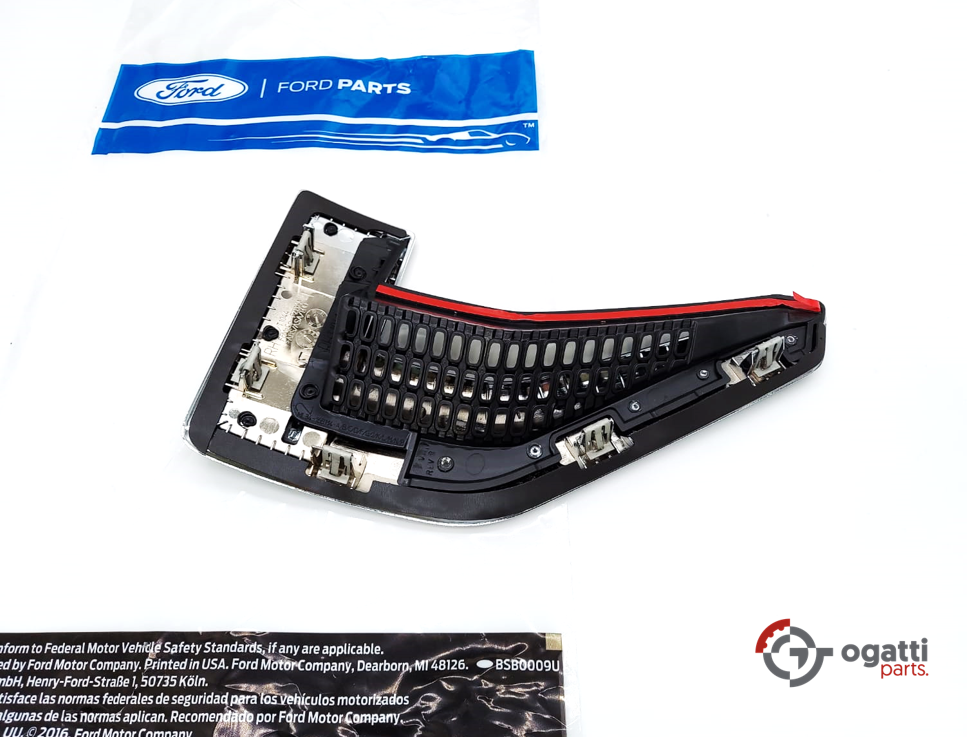 Brand New OEM Emblem fender F-150 LOBO LARIAT Version in Chrome 2021 Passenger SIDE RH ML3Z-16720-G - Imagen 6