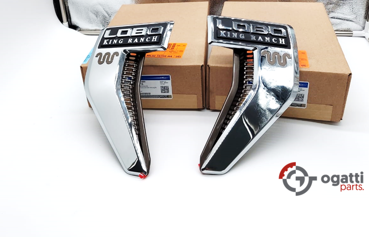 Brand New OEM NAME PLATE F-150 LOBO King Ranch Version 2021 KIT RH-LH (OG-F150-2020-2-12) - Imagen 2