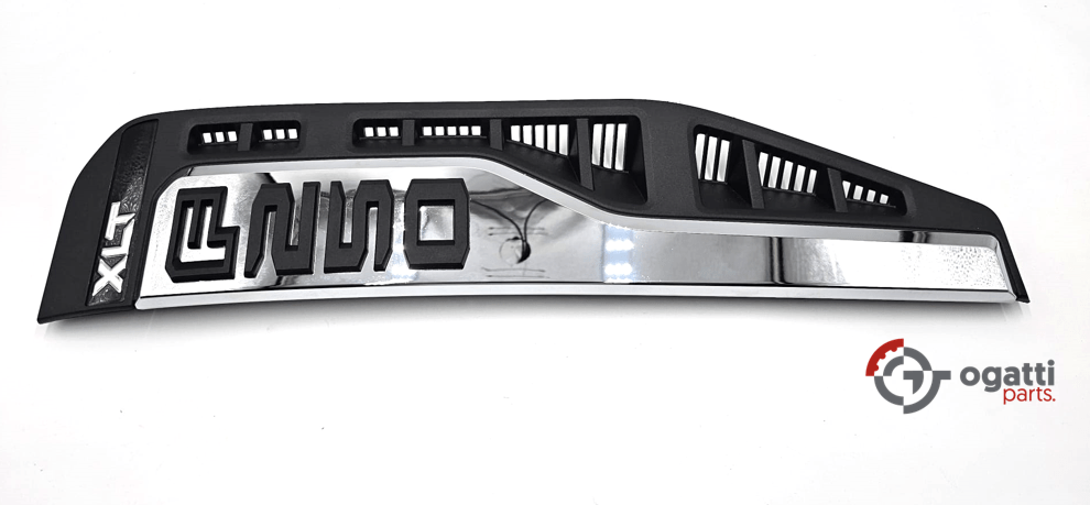 F-250 XLT Emblem fender Brand New OEM F-250 2023-2024 Passenger Side RH PC3Z-16720-AL - Imagen 4