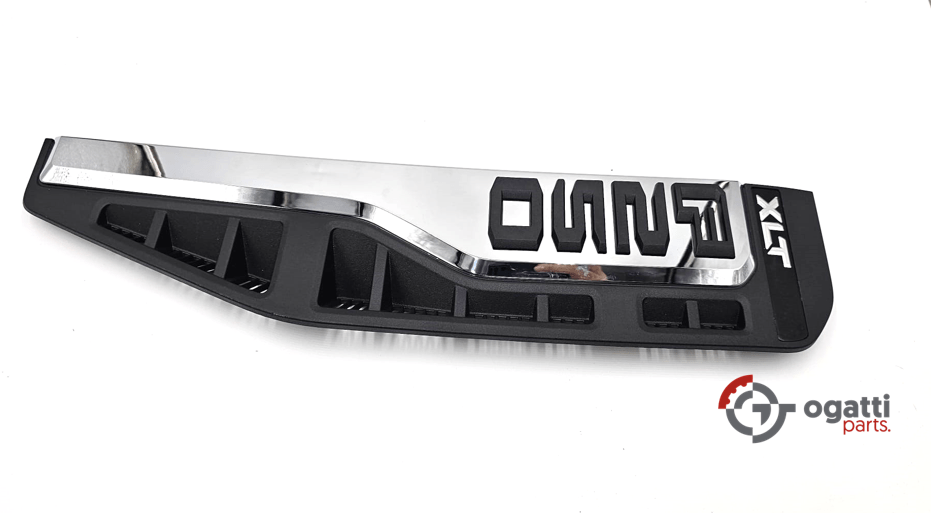 F-250 XLT Emblem fender Brand New OEM F-250 2023-2024 Passenger Side RH PC3Z-16720-AL - Imagen 6