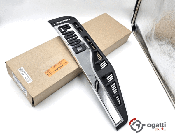 F-250 LIMITED Emblem fender Brand New OEM F-250 2023-2024 Passenger Side RH PC3Z-16720-AR