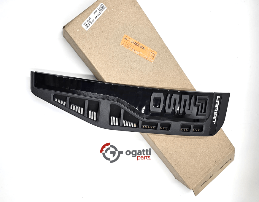 F-250 LARIAT Emblem fender Brand New OEM F-250 2023-2024 Passenger Side RH PC3Z-16720-AT