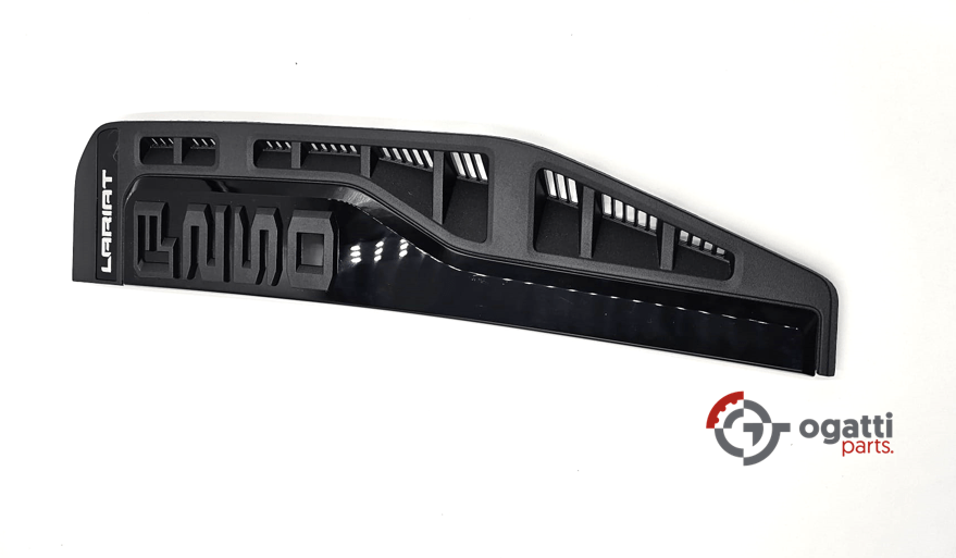 F-250 LARIAT Emblem fender Brand New OEM F-250 2023-2024 Passenger Side RH PC3Z-16720-AT - Imagen 2